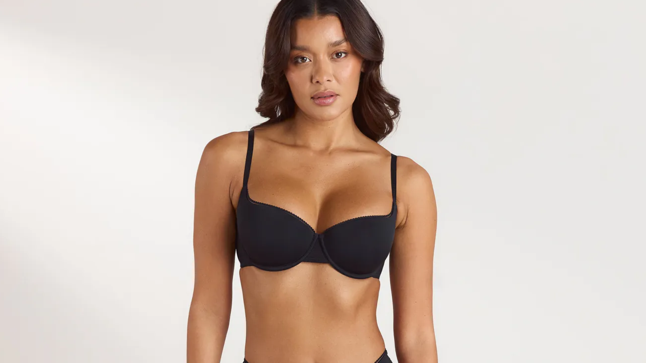 Bra Size Calculator: How To Measure Your Bra Size at Home