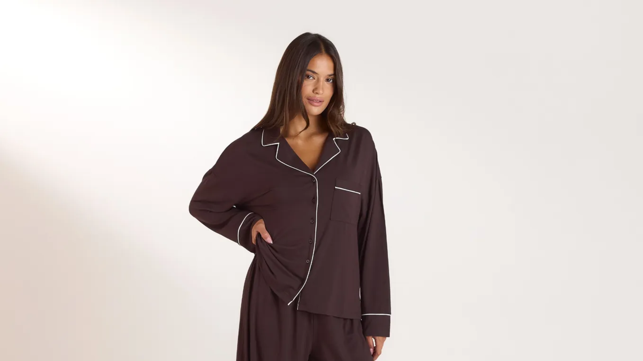 Best Pyjama Materials For Slow Mornings & Early Nights