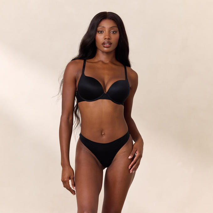 Everyday High Push-Up Bra Black - Main Image