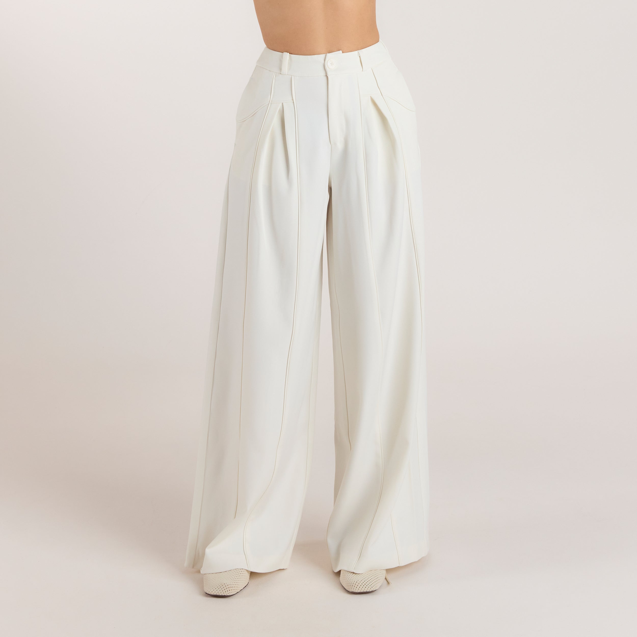 Wide-Leg Pleat Detail Trousers - Off White