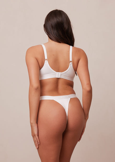 Sleek Mindful Bra & Thong/Briefs Set - White – Lounge Underwear