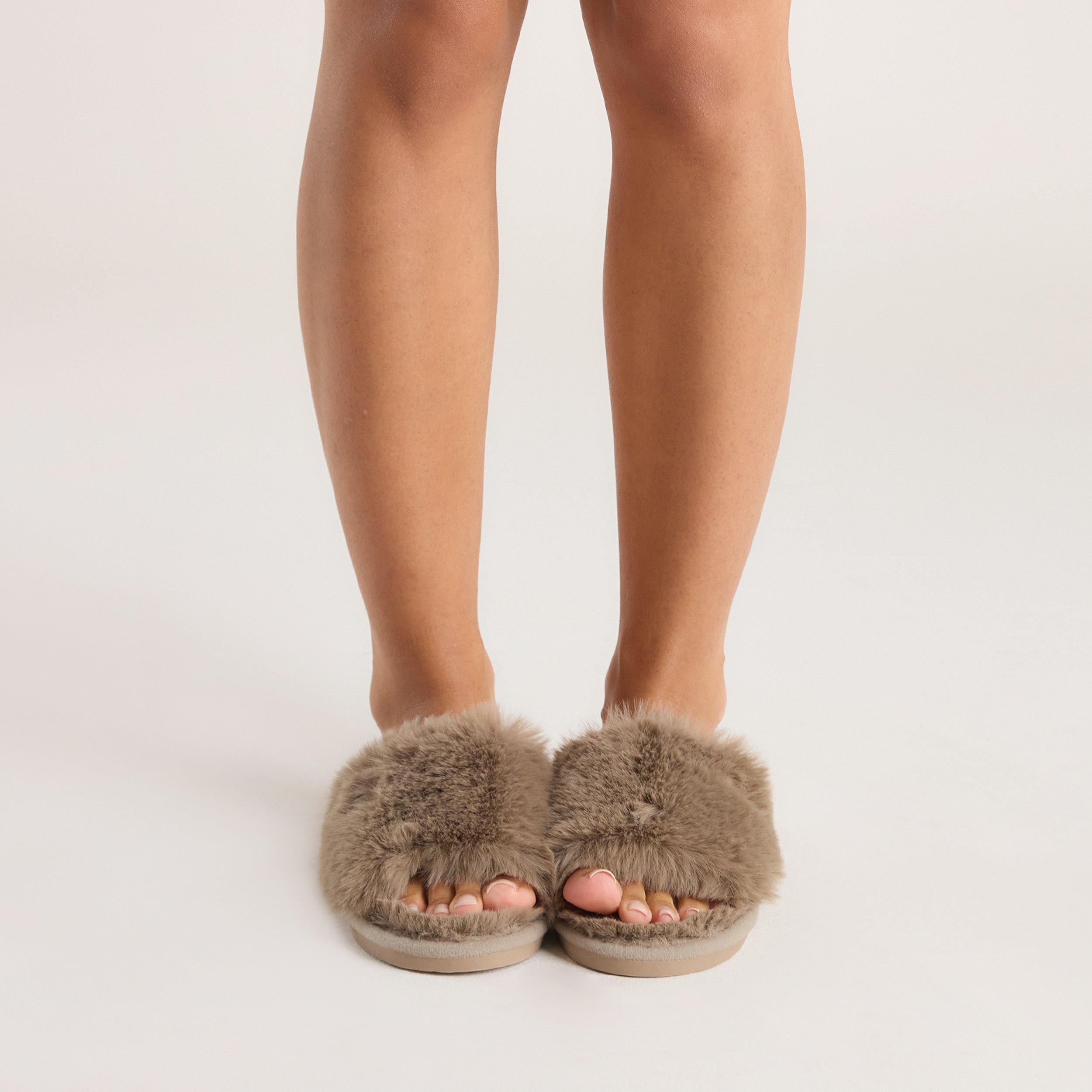 Scarlett Slippers | Scarlett Slippers - Taupe