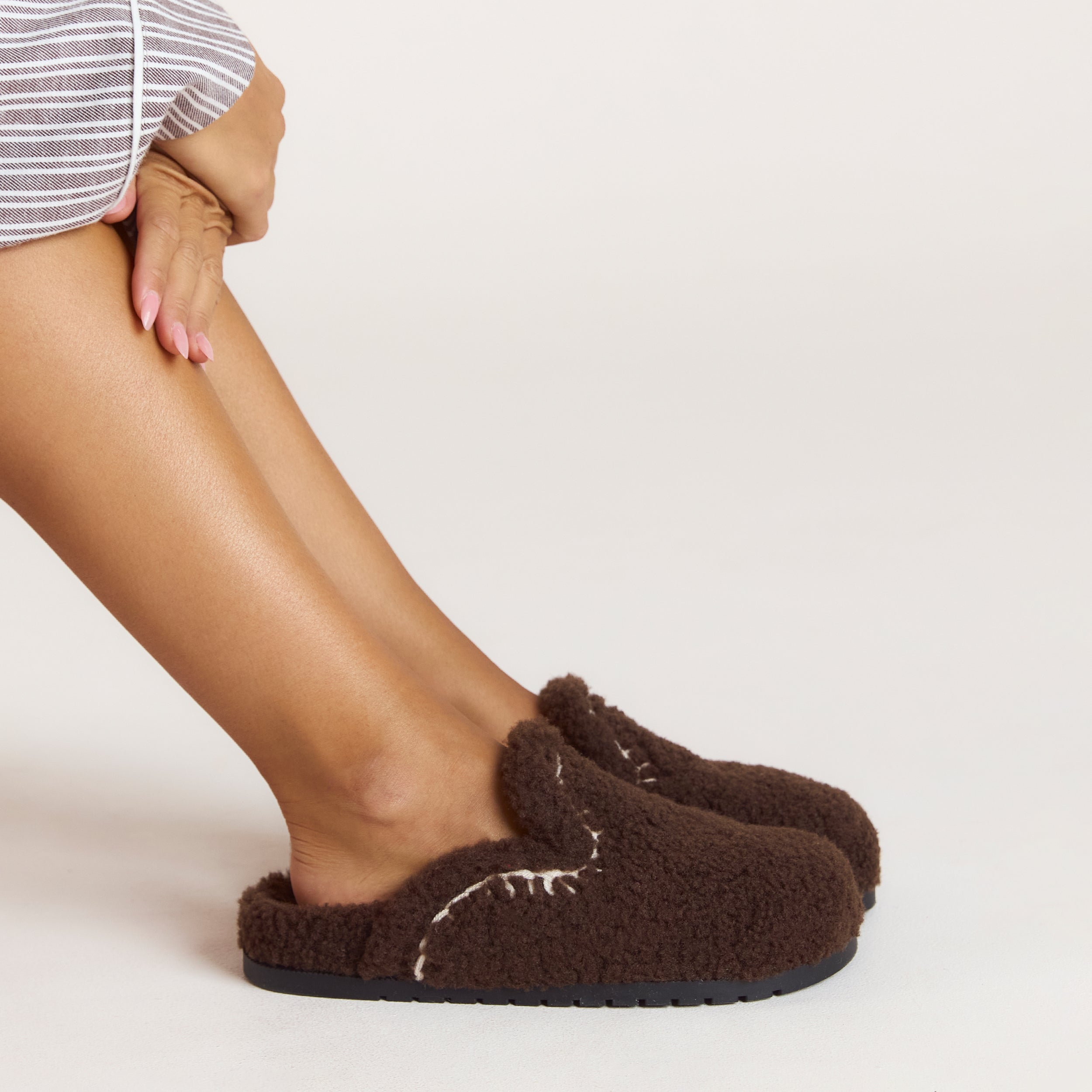 Anya Mule Slippers | Anya Mule Slippers - Chocolate