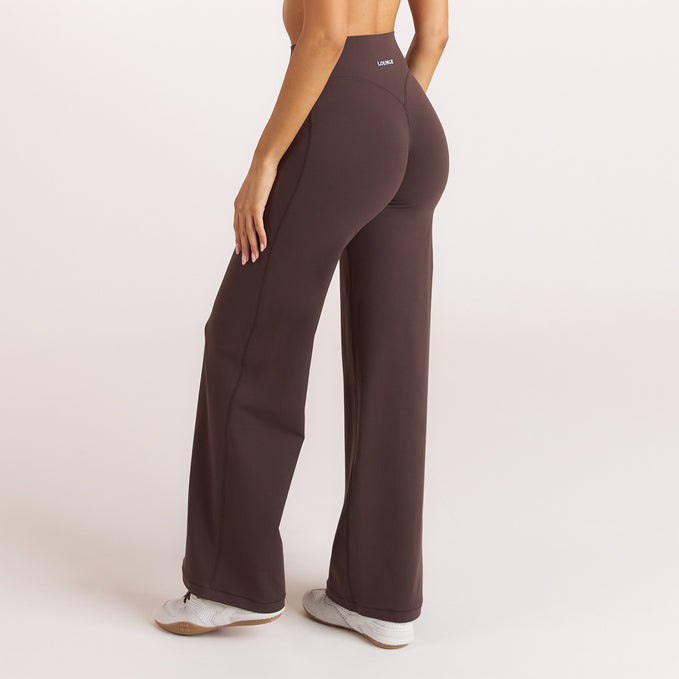 ContourSoft™ Straight-Leg Leggings in Dark Chocolate