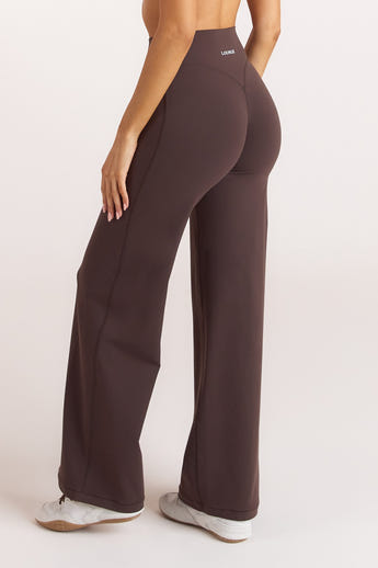 ContourSoft™ Straight-Leg Leggings - Dark Chocolate