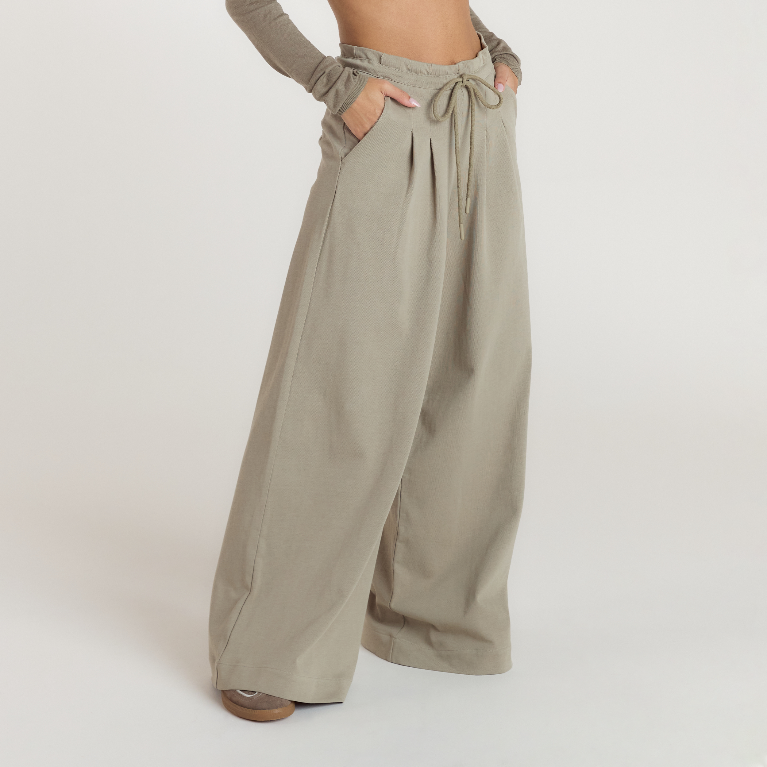 Pleated Wide-Leg Trousers | Pleated Wide-Leg Trousers - Thyme