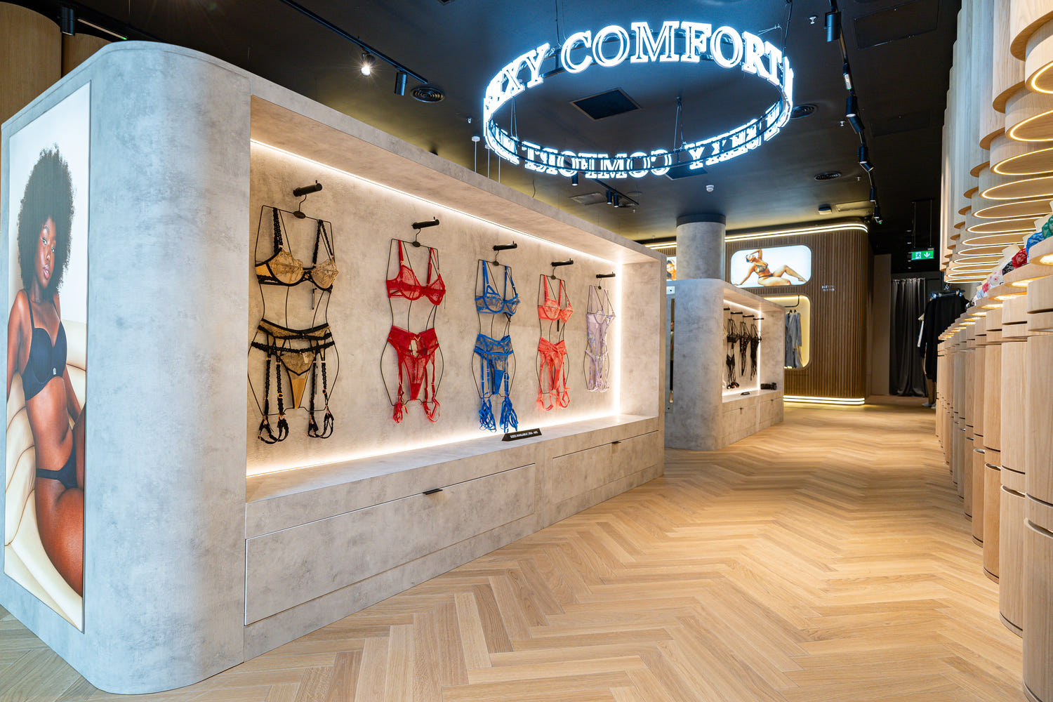 Trafford Centre Welcomes Lounge Underwear - Retail & Leisure